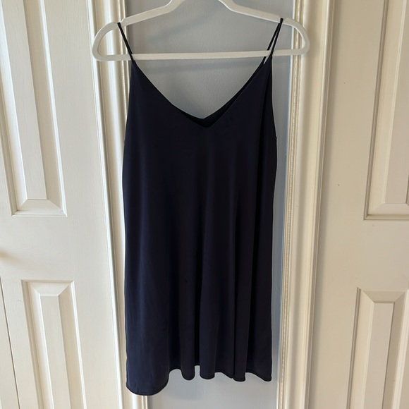 ARITZIA TALULA DRESS SIZE XS - Picture 2 of 5